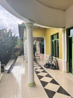 Home Stay Villa